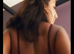 indian girl solo masturbating